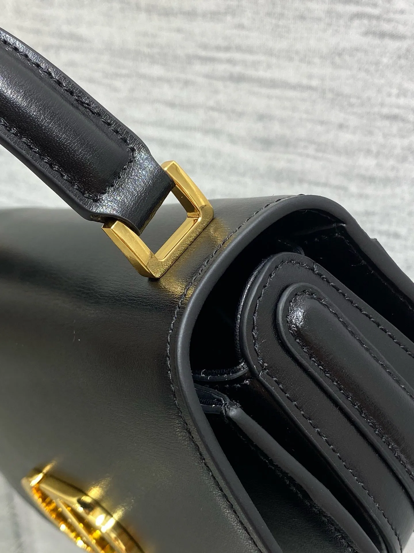 DR485 Small/Medium 30 Montaigne Avenue Top Handle Bag / HIGHEST QUALITY VERSION