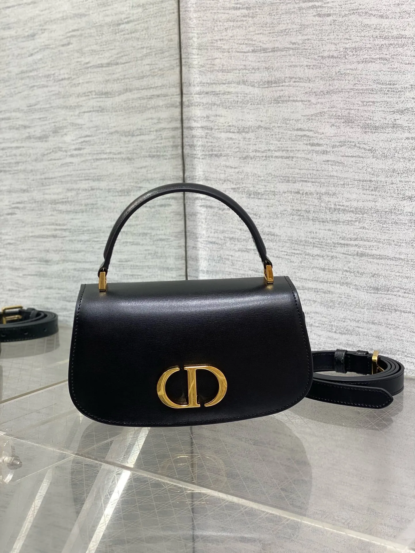DR485 Small/Medium 30 Montaigne Avenue Top Handle Bag / HIGHEST QUALITY VERSION