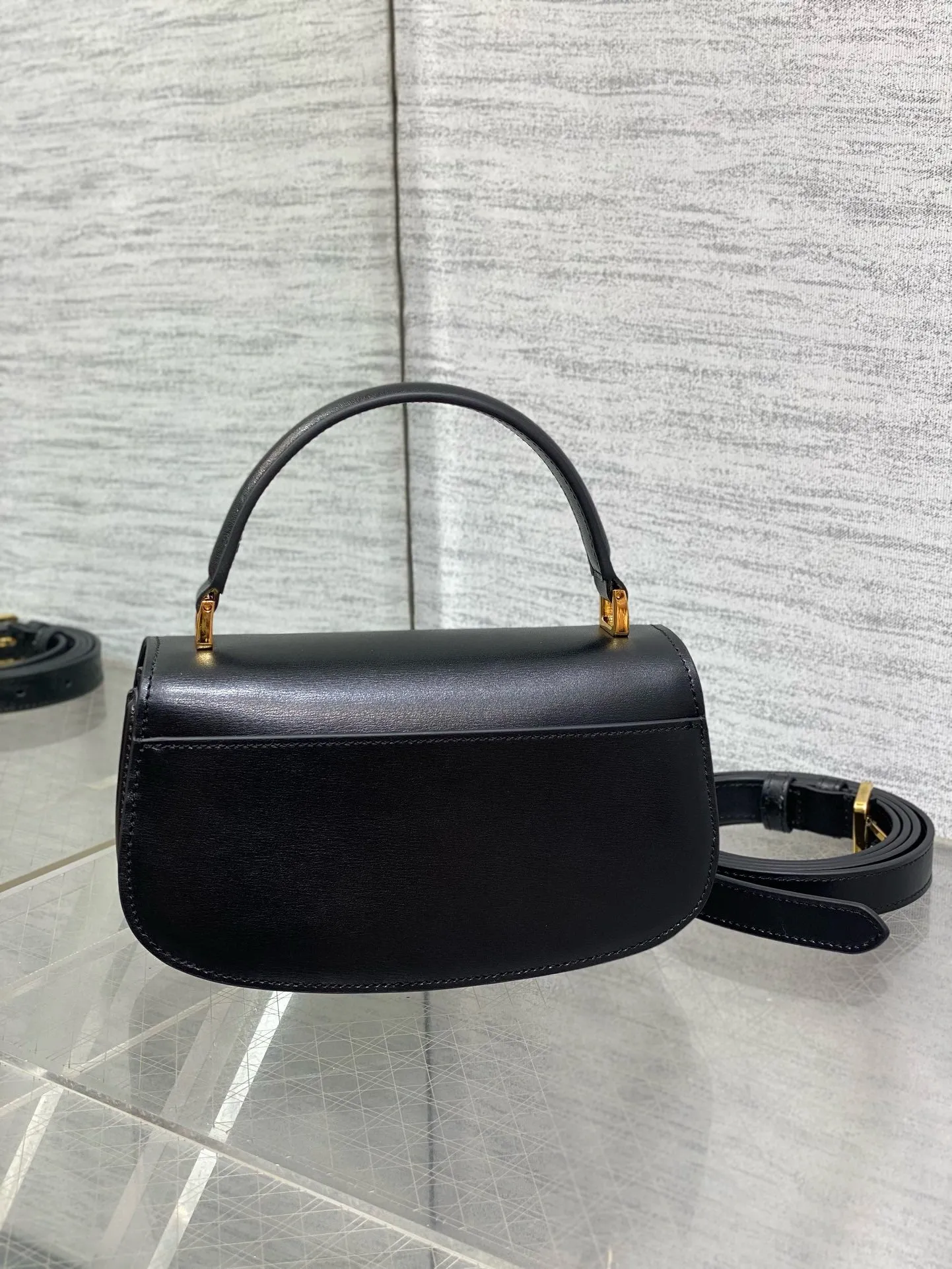 DR485 Small/Medium 30 Montaigne Avenue Top Handle Bag / HIGHEST QUALITY VERSION