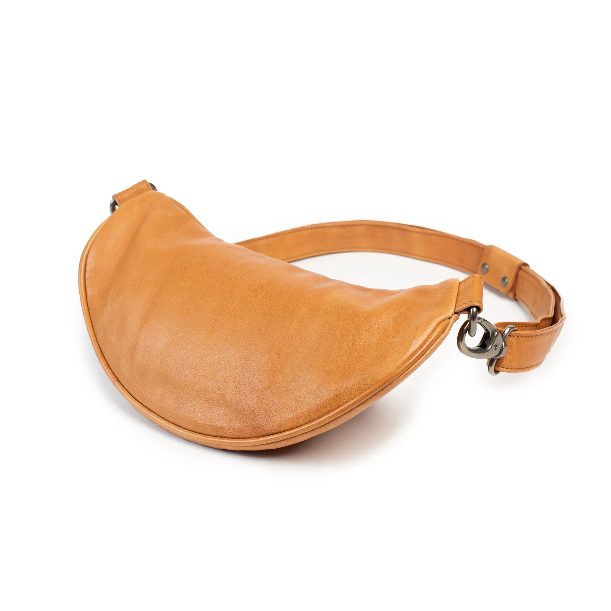 Escape the Ordinary belt bag