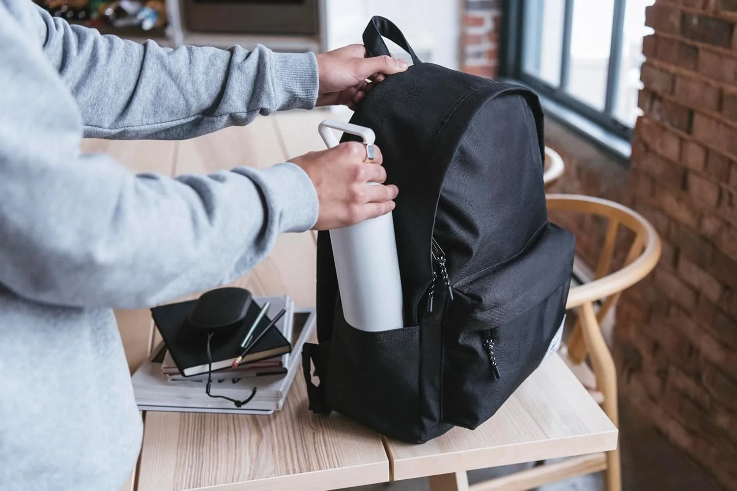 Herschel Supply Co. Classic Backpack, Black Tonal (New), Standard-26L