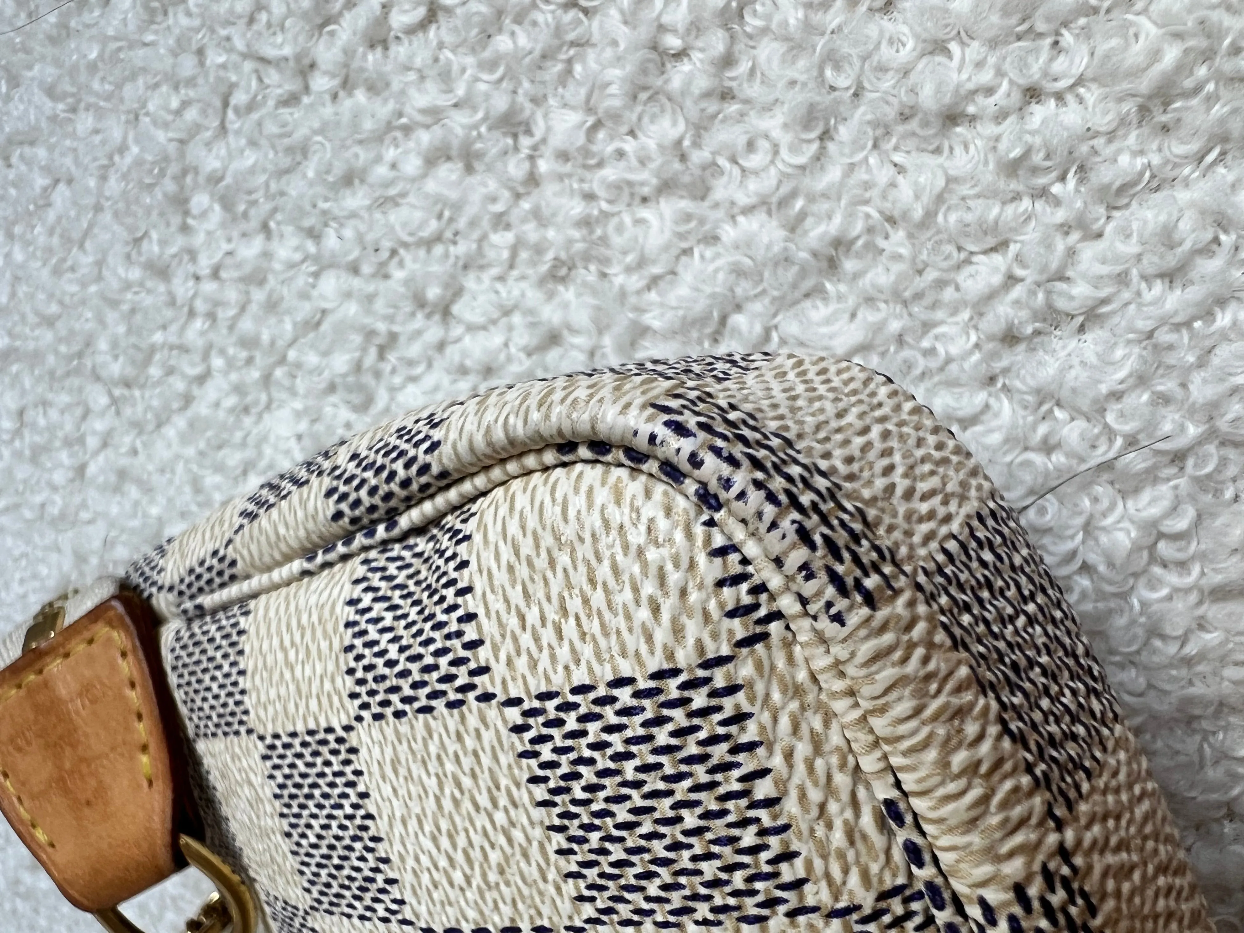 Louis Vuitton Damier Azur Mini Pochette Accessoires (RRP £530)