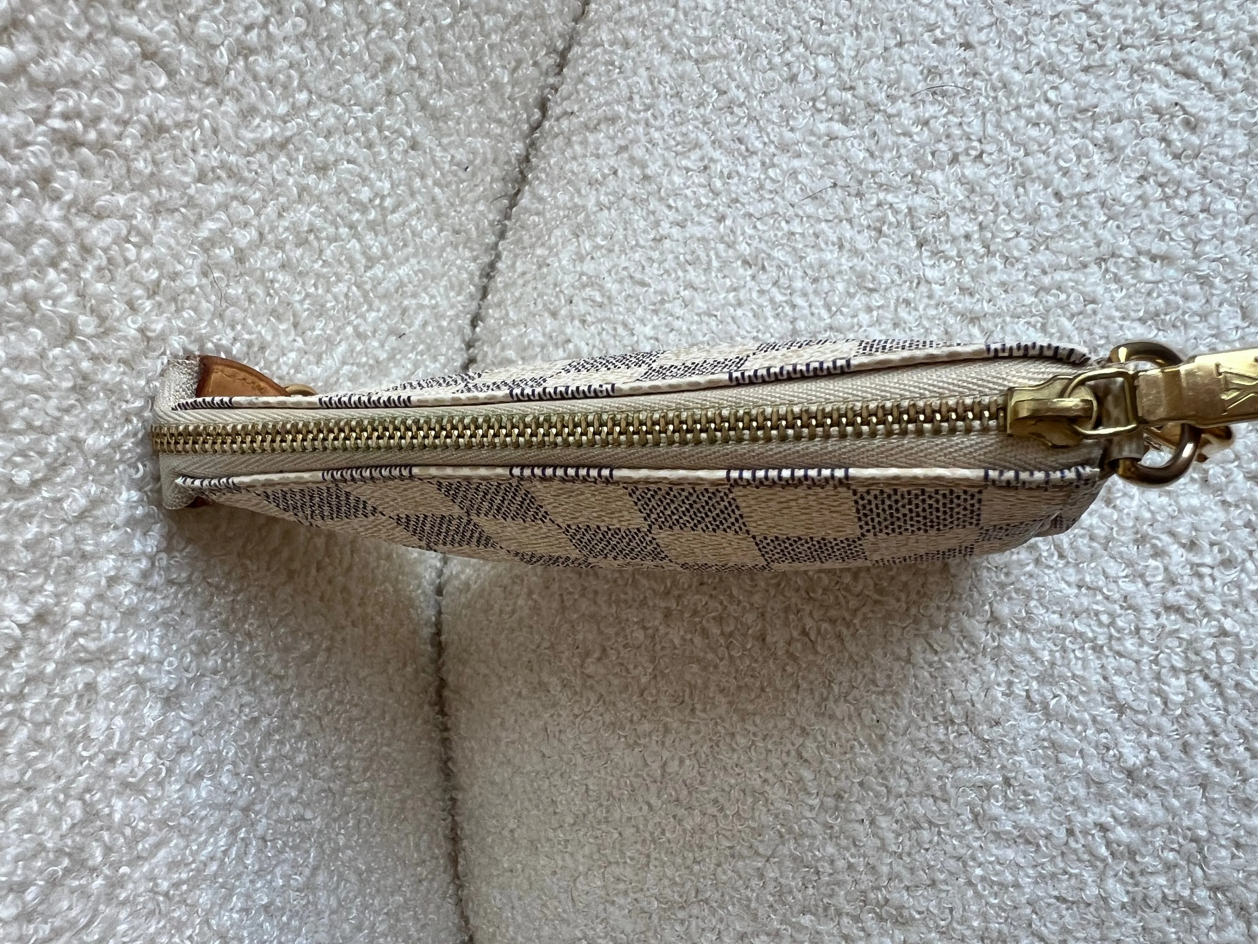 Louis Vuitton Damier Azur Mini Pochette Accessoires (RRP £530)