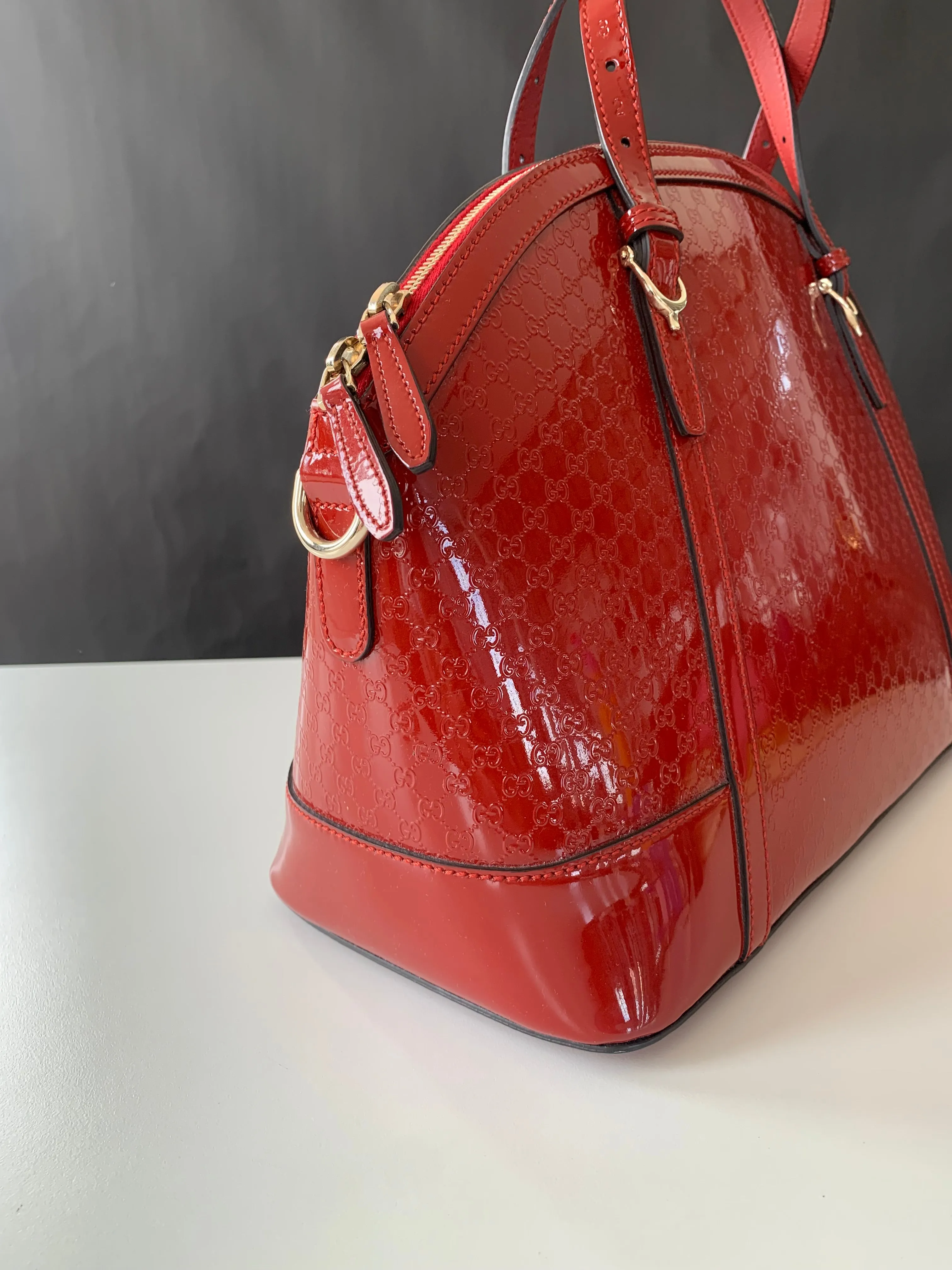 <b> GUCCI</b> <br>Nice Medium Patent Microguccissima  Dome Bag