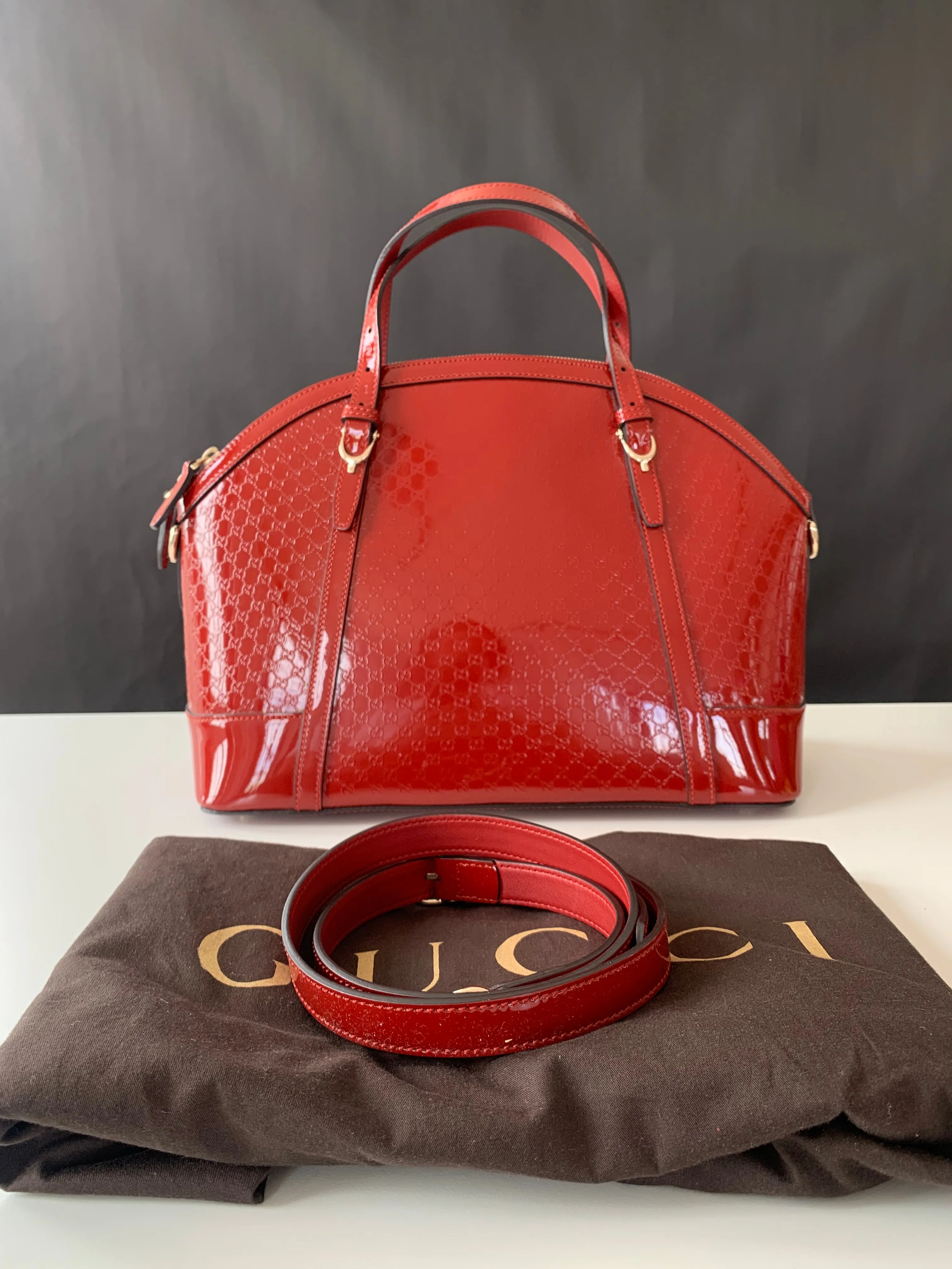 <b> GUCCI</b> <br>Nice Medium Patent Microguccissima  Dome Bag