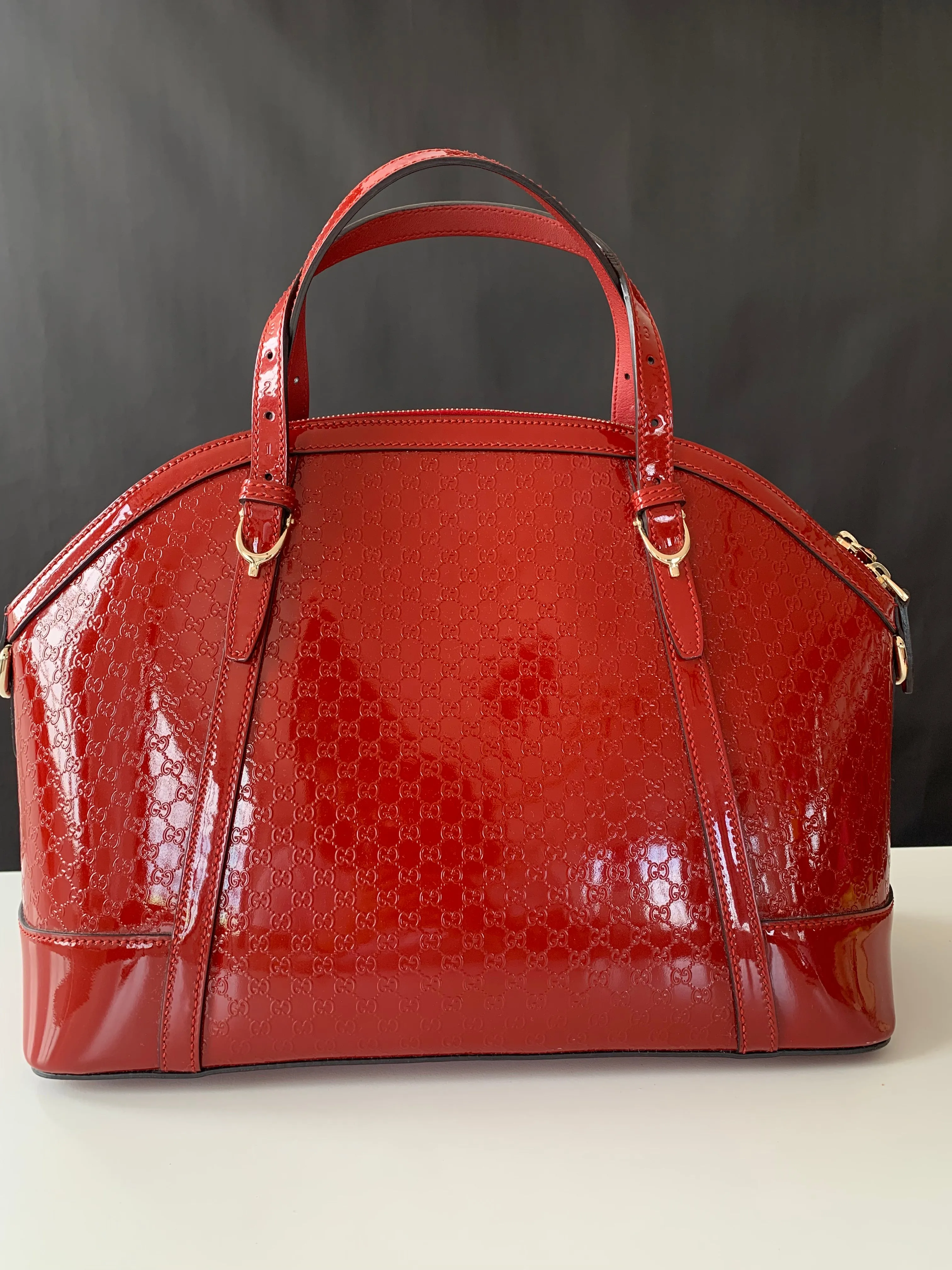 <b> GUCCI</b> <br>Nice Medium Patent Microguccissima  Dome Bag
