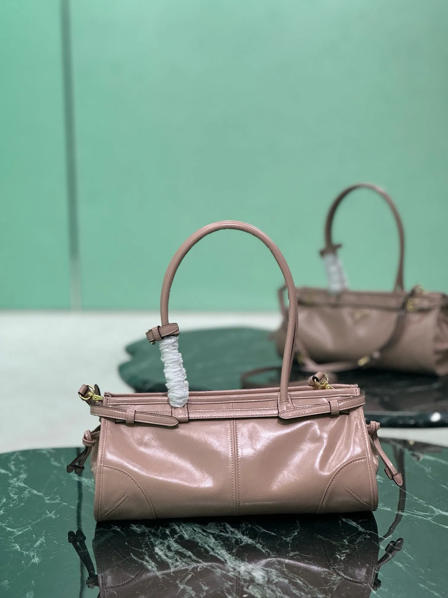 PD319 Cocoa Medium/Large Leather Handbag / HIGHEST QUALITY VERSION