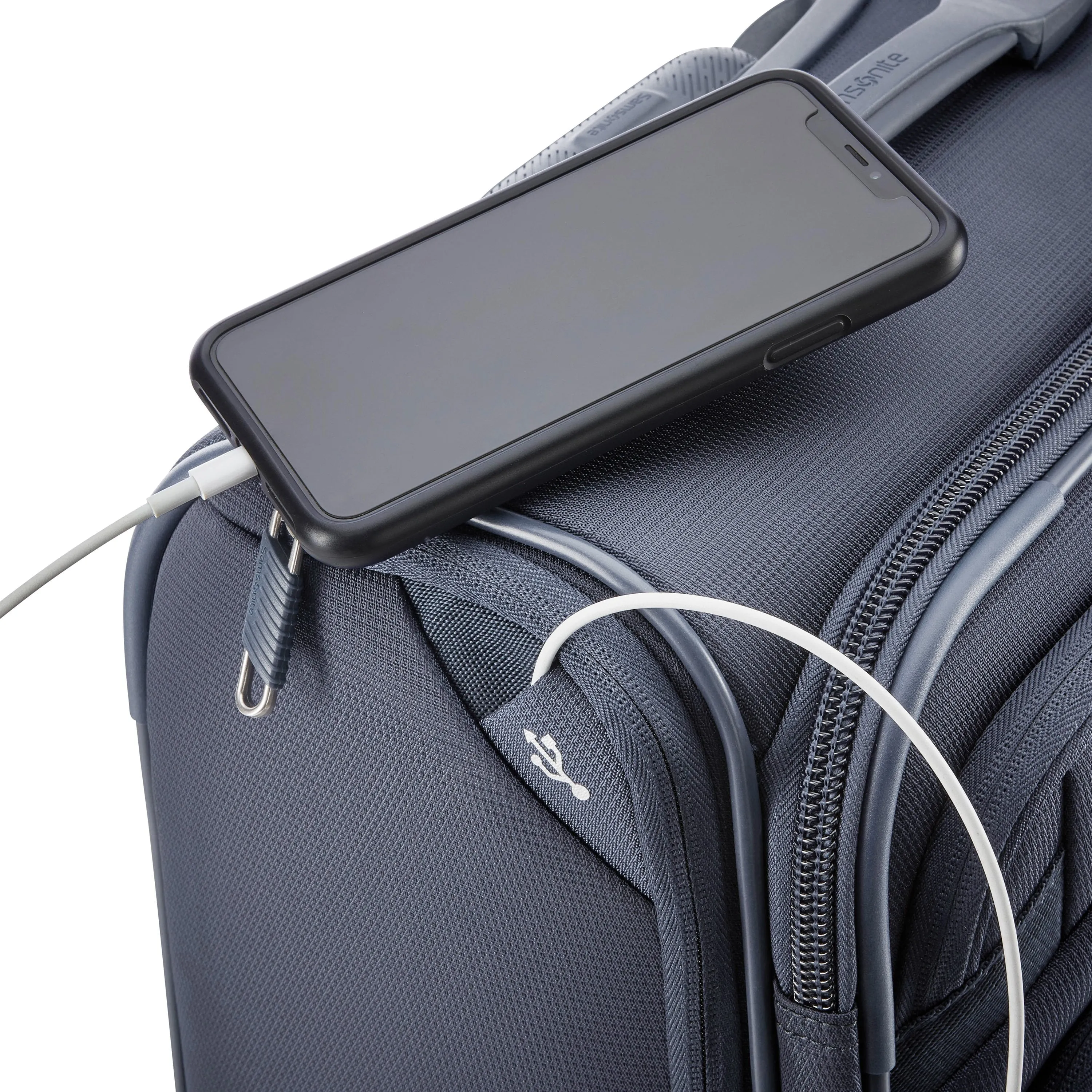 Samsonite Ascentra Spinner Carry-On Luggage