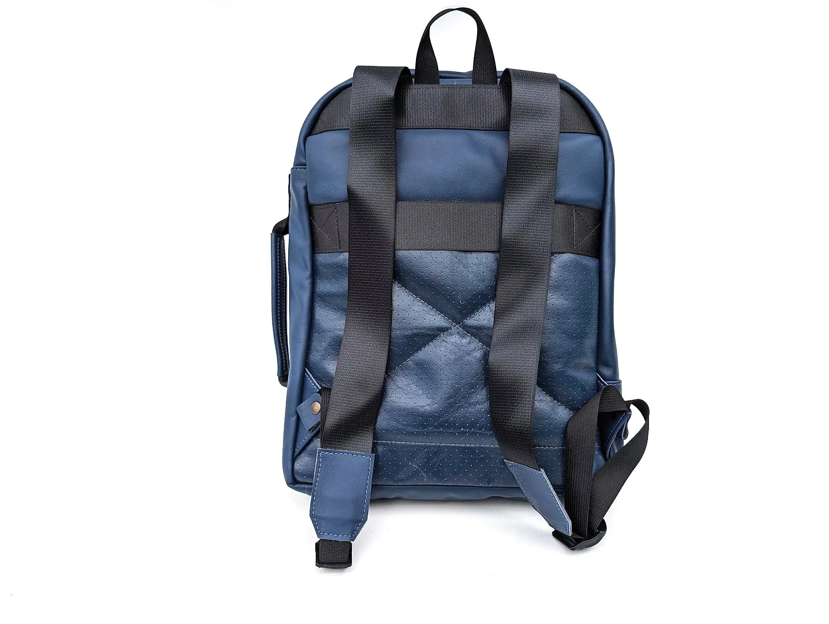 Satellite Backpack 15" - Airbus 319 / Life Jacket