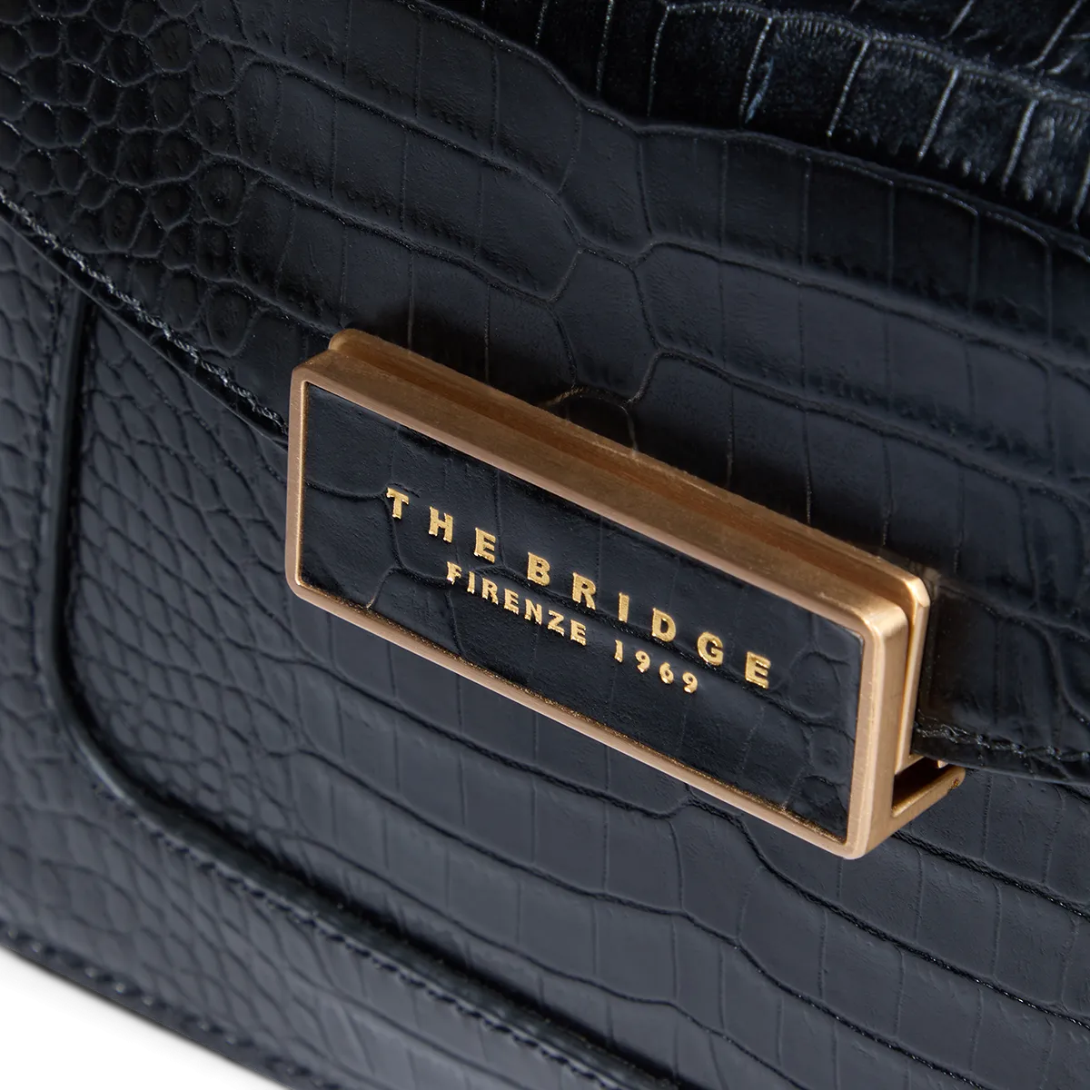 TOP HANDLE
