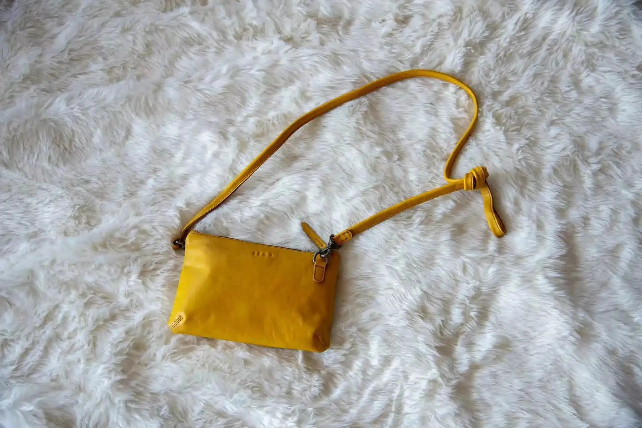 Zemp Harlem Sling Cross Body Bag | Red